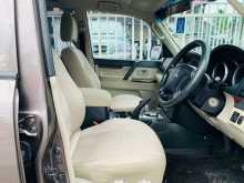 https://riyasewana.com/uploads/mitsubishi-montero-21112541634.jpg