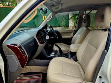 https://riyasewana.com/uploads/mitsubishi-montero-221002226314.jpg