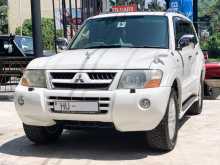 https://riyasewana.com/uploads/mitsubishi-montero-22100930903.jpg