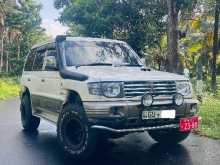 Mitsubishi Montero V46 1999 SUV