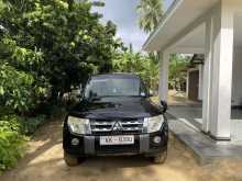 Mitsubishi Montero 2010 SUV