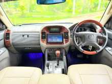 https://riyasewana.com/uploads/mitsubishi-montero-23165103734.jpg