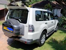 https://riyasewana.com/uploads/mitsubishi-montero-241521416695.jpg