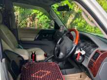 https://riyasewana.com/uploads/mitsubishi-montero-25181234763.jpg
