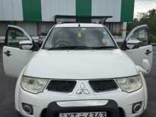 Mitsubishi Montero 2012 SUV