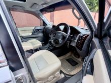 https://riyasewana.com/uploads/mitsubishi-montero-259105417046.jpg