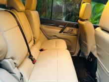 https://riyasewana.com/uploads/mitsubishi-montero-2609386874.jpg