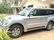 https://riyasewana.com/uploads/mitsubishi-montero-2611453517656.jpg