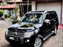 Mitsubishi Montero 2010 SUV