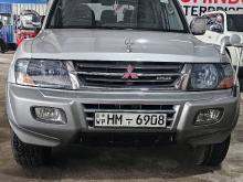 Mitsubishi Montero 2000 SUV