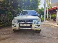 https://riyasewana.com/uploads/mitsubishi-montero-281306164862.jpg