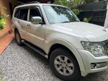 https://riyasewana.com/uploads/mitsubishi-montero-2822012310384.jpg
