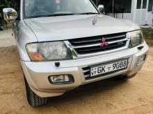 Mitsubishi Montero 2001 SUV
