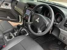 https://riyasewana.com/uploads/mitsubishi-montero-2883010544.jpg
