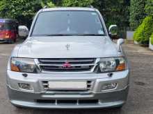 Mitsubishi Montero 2001 SUV