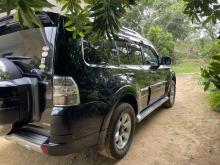 https://riyasewana.com/uploads/mitsubishi-montero-29802016385.jpg