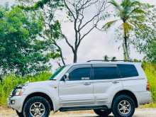 https://riyasewana.com/uploads/mitsubishi-montero-3-2-2000-1918540312364.jpg