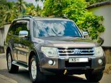 https://riyasewana.com/uploads/mitsubishi-montero-3-2-2011-217100912092.jpg