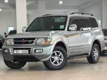 Mitsubishi Montero 3.2 L 2001 SUV