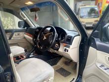 https://riyasewana.com/uploads/mitsubishi-montero-3011441124113.jpg