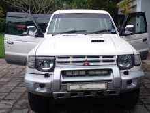 https://riyasewana.com/uploads/mitsubishi-montero-30124820282.jpg