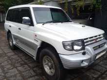 https://riyasewana.com/uploads/mitsubishi-montero-30124820373.jpg