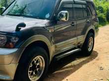 Mitsubishi Montero 2002 SUV