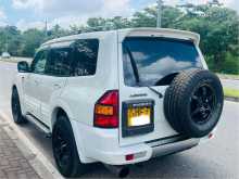 https://riyasewana.com/uploads/mitsubishi-montero-3013275222903.jpg