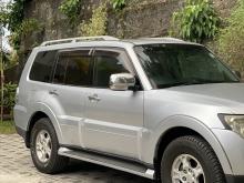 https://riyasewana.com/uploads/mitsubishi-montero-3020020417413.jpg