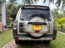 https://riyasewana.com/uploads/mitsubishi-montero-302039594082.jpg