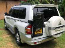 https://riyasewana.com/uploads/mitsubishi-montero-311839484432.jpg