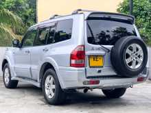 https://riyasewana.com/uploads/mitsubishi-montero-3125010184.jpg