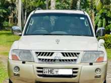 Mitsubishi Montero 2003 SUV