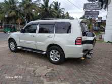 https://riyasewana.com/uploads/mitsubishi-montero-4130400273.jpg