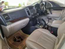 https://riyasewana.com/uploads/mitsubishi-montero-4131208823.jpg