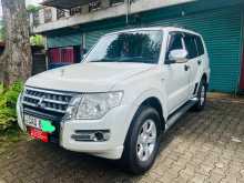 Mitsubishi Montero 2015 SUV