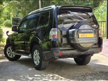 https://riyasewana.com/uploads/mitsubishi-montero-422184917304.jpg