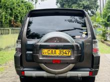 https://riyasewana.com/uploads/mitsubishi-montero-423173917585.jpg