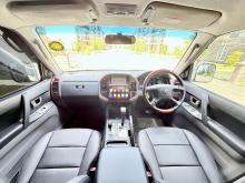 https://riyasewana.com/uploads/mitsubishi-montero-48282217445.jpg