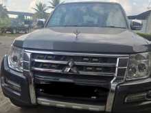 Mitsubishi Montero 2017 SUV