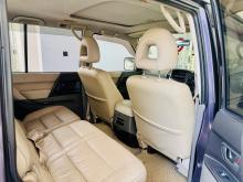 https://riyasewana.com/uploads/mitsubishi-montero-518081617245.jpg