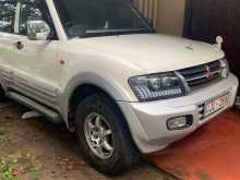 https://riyasewana.com/uploads/mitsubishi-montero-58345022082.jpg