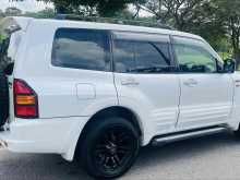 https://riyasewana.com/uploads/mitsubishi-montero-59115922492.jpg
