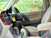 https://riyasewana.com/uploads/mitsubishi-montero-612405710724.jpg