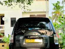 https://riyasewana.com/uploads/mitsubishi-montero-612532622673.jpg