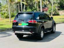 https://riyasewana.com/uploads/mitsubishi-montero-710294322302.jpg