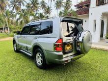 https://riyasewana.com/uploads/mitsubishi-montero-715441324843.jpg