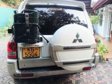 https://riyasewana.com/uploads/mitsubishi-montero-72114466582.jpg