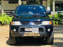 Mitsubishi MONTERO 2008 SUV