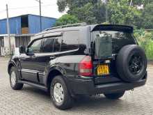 https://riyasewana.com/uploads/mitsubishi-montero-9174628503.jpg